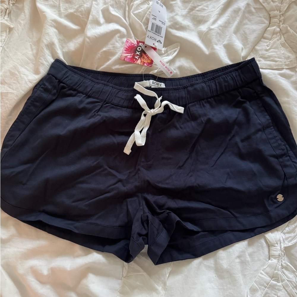 Roxy New Impossible Love Short